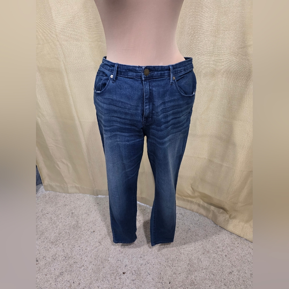 Mossimo Womens Blue Jeans Size 16. 27in Inseam